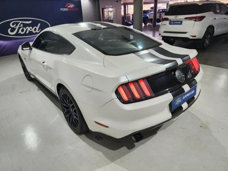FORD-MUSTANG